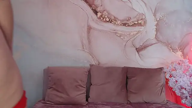 Snapshot of SweetChyou chatting on 11.12.25 SweetChyou online show from 11.12.25