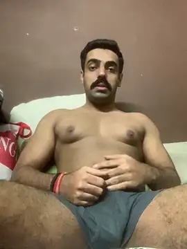 Snapshot of vaibhavchugh38 chatting on 01.17.25 vaibhavchugh38 online show from 01.17.25