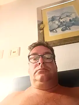 Snapshot of MountJohnXL chatting on 02.02.25 MountJohnXL online show from 02.02.25