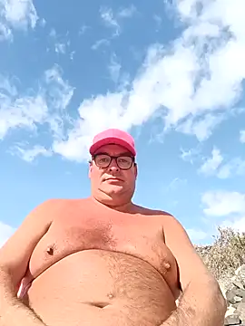 Snapshot of MountJohnXL chatting on 02.03.25 MountJohnXL online show from 02.03.25