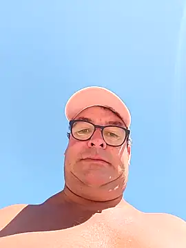 Snapshot of MountJohnXL chatting on 02.20.25 MountJohnXL online show from 02.20.25