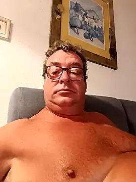 Snapshot of MountJohnXL chatting on 02.23.25 MountJohnXL online show from 02.23.25