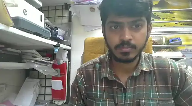 Snapshot of cute_modell chatting on 01.14.25 cute modell online show from 01.14.25