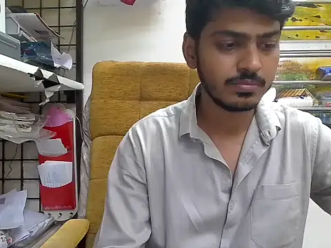 Snapshot of cute_modell chatting on 10.30.25 cute modell online show from 10.30.25