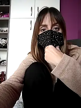 Akemi rossi online show from 10.09.25