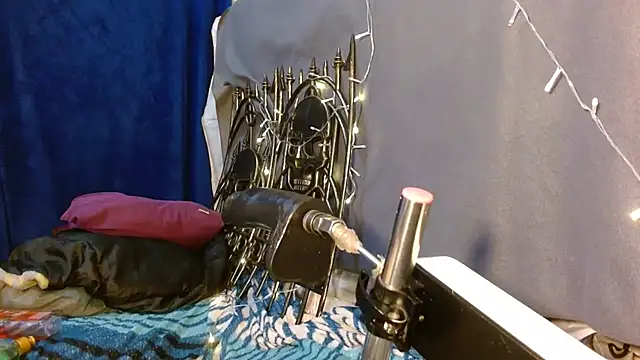 kattislut77 online show from 11.23.25