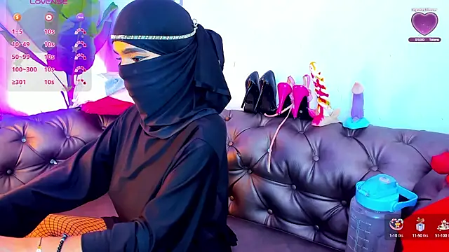 azahara faraah online show from 10.12.25