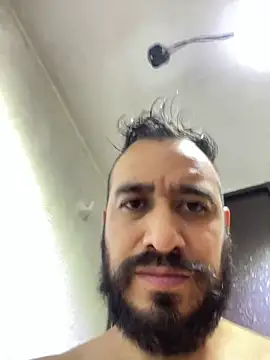 Snapshot of leonardohot1987 chatting on 01.17.25 leonardohot1987 online show from 01.17.25