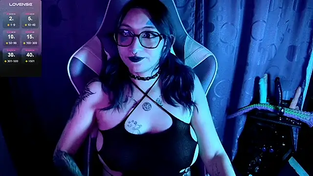 Kimlennox  online show from 09.09.25