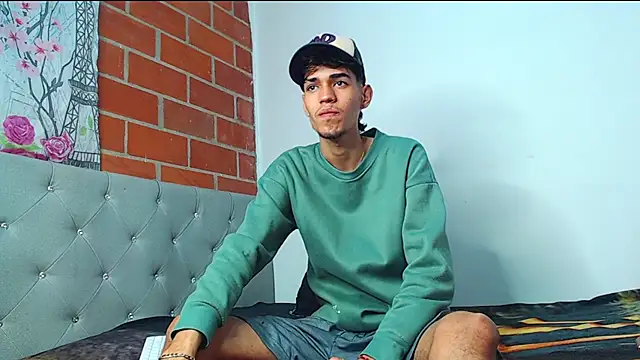 Alejandro bigdick x online show from 02.18.25