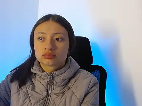 Snapshot of Greta_Glimmer28 chatting on 11.10.25 Greta Glimmer28 online show from 11.10.25