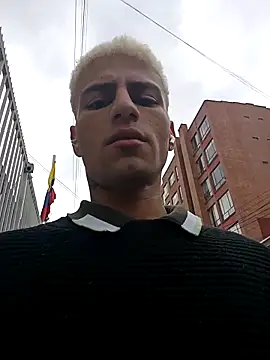 Snapshot of dany_hardy chatting on 09.29.25 dany hardy online show from 09.29.25