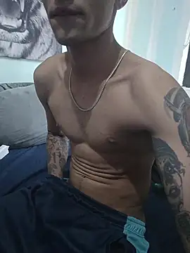 Snapshot of dany_hardy chatting on 11.12.25 dany hardy online show from 11.12.25