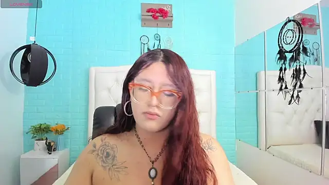 Snapshot of kathepickmanx chatting on 11.13.25 kathepickmanx online show from 11.13.25