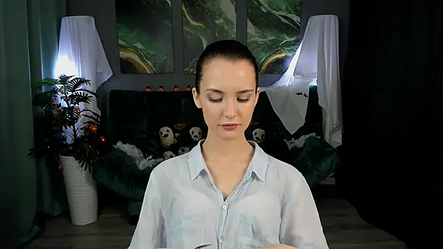 SamanthaaaWalker online show from 10.21.25