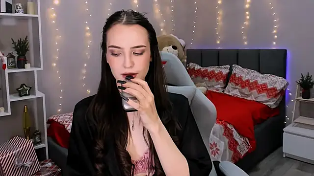 SamanthaaaWalker online show from 12.19.25