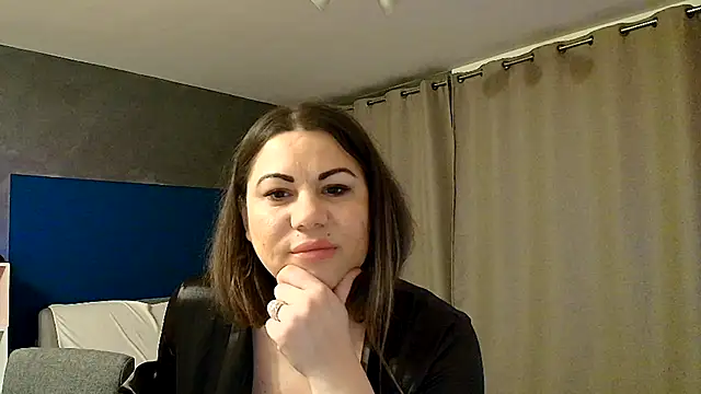 VixenVibesX online show from 01.30.25