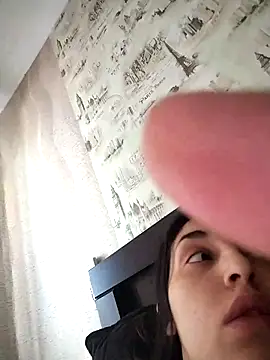 Rosanna Rennie online show from 03.13.25