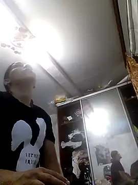 Rosanna Rennie online show from 09.22.25