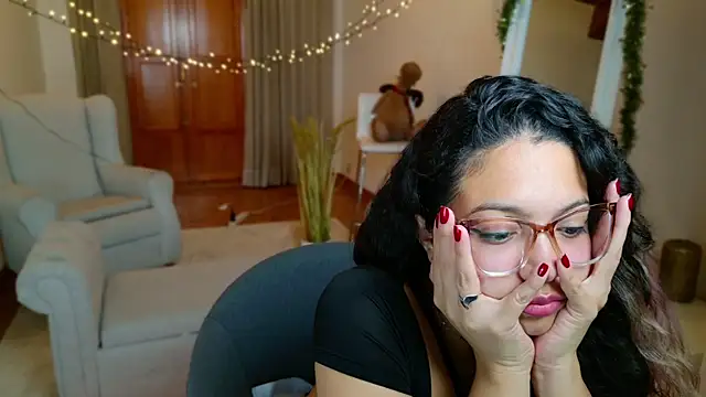 Snapshot of SelenaBlumX chatting on 01.11.25 SelenaBlumX online show from 01.11.25