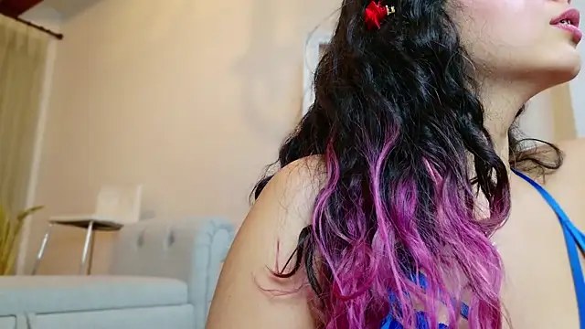 Snapshot of SelenaBlumX chatting on 02.05.25 SelenaBlumX online show from 02.05.25