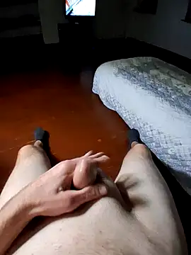 Snapshot of William1941 chatting on 10.14.25 William1941 online show from 10.14.25