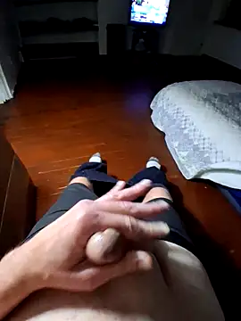 Snapshot of William1941 chatting on 10.30.25 William1941 online show from 10.30.25