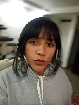juli love11 online show from 01.25.25