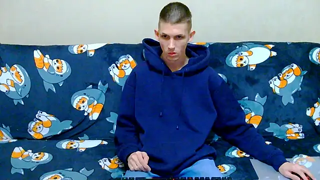 Lester Broo online show from 10.05.25