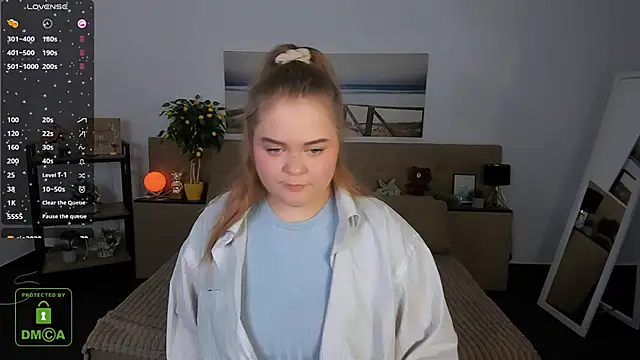 Snapshot of Erica__Alta chatting on 01.19.25 Erica Alta online show from 01.19.25