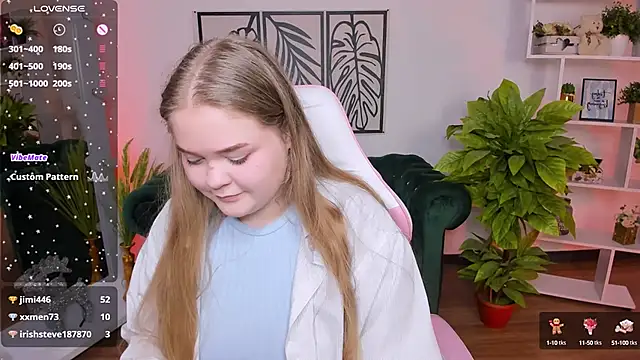 Snapshot of Erica__Alta chatting on 01.24.25 Erica Alta online show from 01.24.25