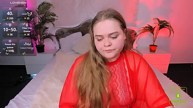 Snapshot of Erica__Alta chatting on 02.14.25 Erica Alta online show from 02.14.25