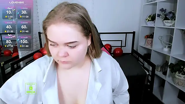 Snapshot of Erica__Alta chatting on 02.22.25 Erica Alta online show from 02.22.25