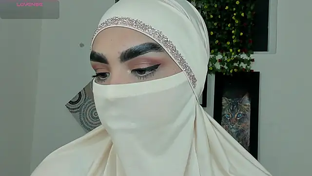 Maissa Alabi online show from 11.22.25