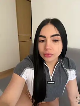 tamy xoo online show from 11.30.25