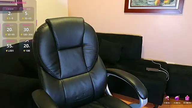 hairyncuteass online show from 10.17.25