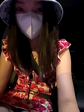 Snapshot of anan2025 chatting on 10.14.25 anan2025 online show from 10.14.25