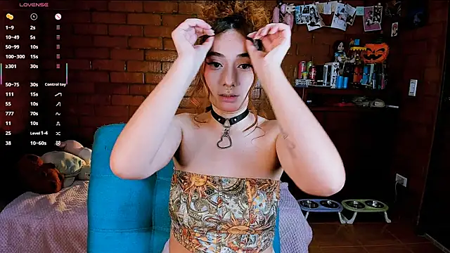 Annycolin  online show from 02.20.26