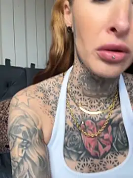 Snapshot of Black_sweet_Rose chatting on 02.02.26 Black sweet Rose online show from 02.02.26