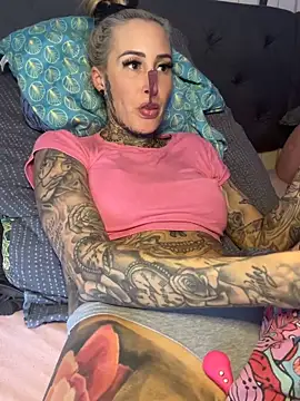 Snapshot of Black_sweet_Rose chatting on 02.22.26 Black sweet Rose online show from 02.22.26