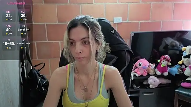 Snapshot of Princezzlove3 chatting on 10.07.25 Princezzlove3 online show from 10.07.25