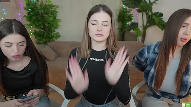 Dastia sweetheart online show from 03.19.25