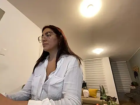 MartinaSooler online show from 02.18.25