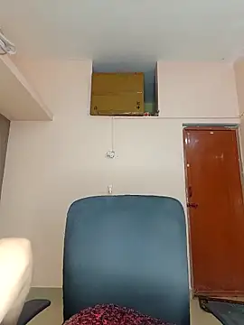 Snapshot of Babbyy_doll chatting on 10.15.25 Babbyy doll online show from 10.15.25