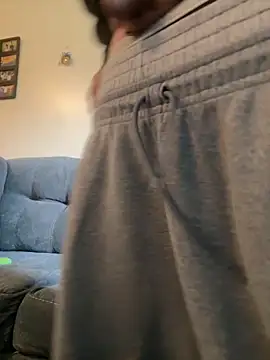 Snapshot of virginass1 chatting on 11.11.25 virginass1 online show from 11.11.25