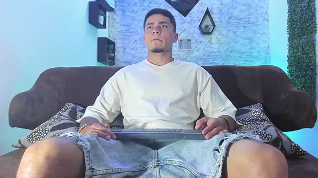 Thomass conor online show from 10.20.25