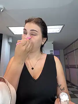 Snapshot of Aitana_Hilton_ chatting on 03.22.25 Aitana Hilton online show from 03.22.25