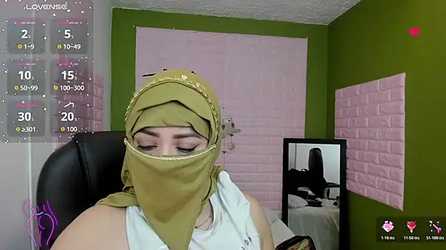 zahra Jalid online show from 10.17.25