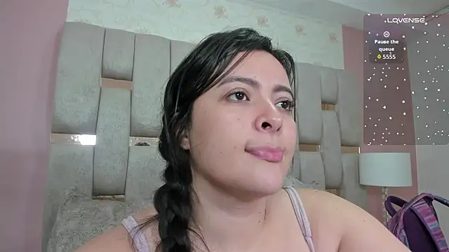 Snapshot of carla_woods chatting on 09.15.25 carla woods online show from 09.15.25