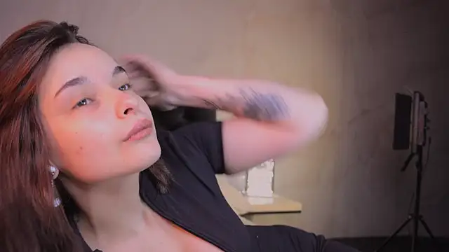 Bella Alita online show from 10.03.25